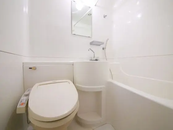 Tek Kişilik Oda, Sigara İçilebilir