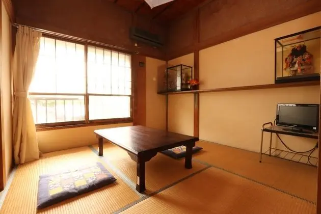 Traditional Oda (Japanese Style for 3 Guests)