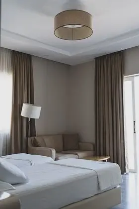 Tek Büyük veya İki Ayrı Yataklı Oda, Balkon