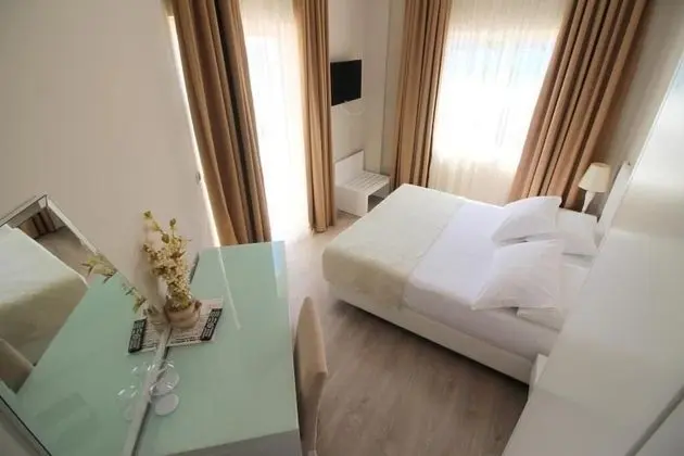 Tek Büyük Yataklı Oda, Deniz Manzaralı