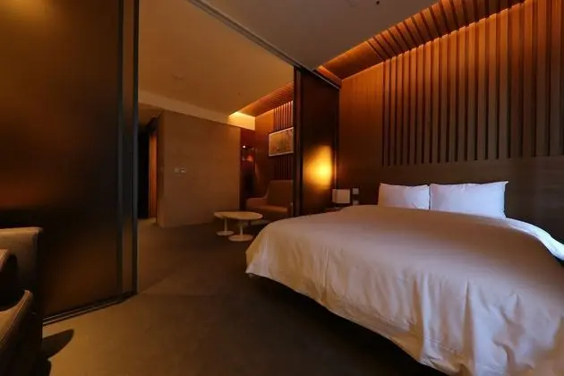 Premium Tek Büyük Yataklı Oda