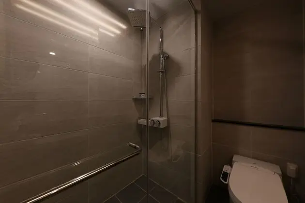 Premium Tek Büyük Yataklı Oda