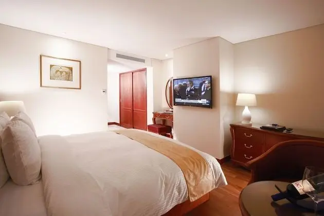 Deluxe Tek Büyük Yataklı Oda