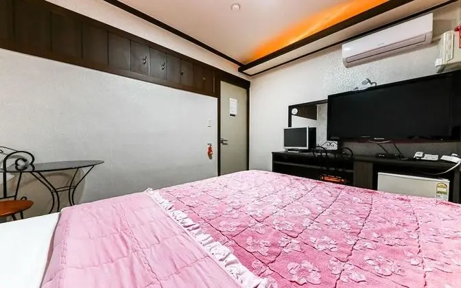 Oda (Standard Room)