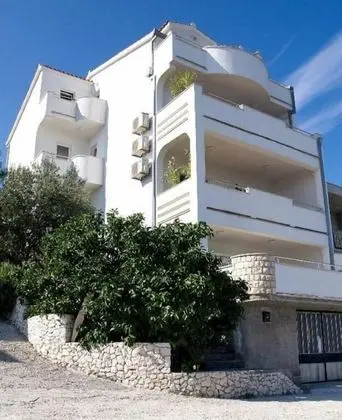 Apart Daire (Seka - with parking - 2 - A2(2+2))