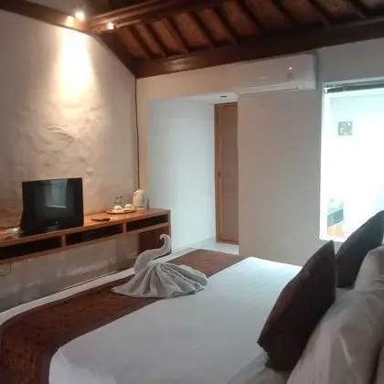 Classic Oda, Bahçe Manzaralı (Cottage Room Only)