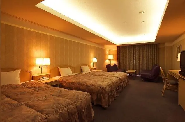 Üç Kişilik Oda (Half Board)