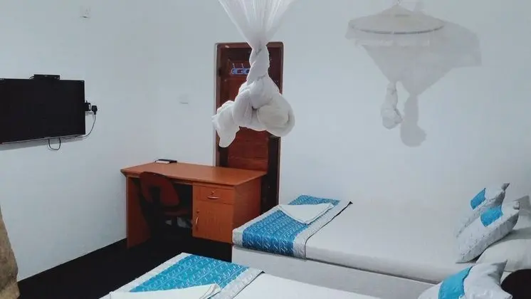 Family Tek Büyük Yataklı Oda, 1 Yatak Odası, Engellilere Uygun, Bahçe Manzaralı