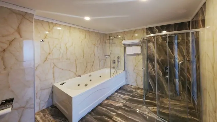 Suite, Deniz Manzaralı