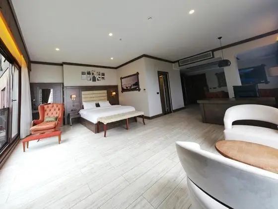 Suite, Deniz Manzaralı