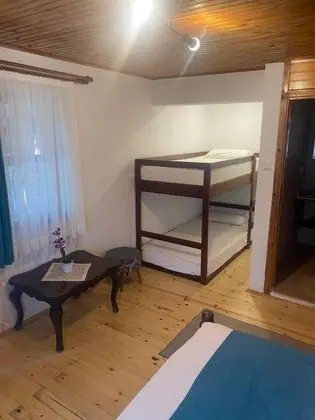 Ranzalı Standart Oda, Avlu Manzaralı, Ranzalı