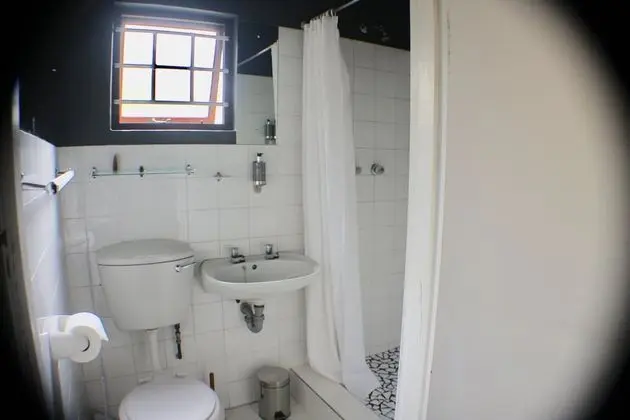 Standard Büyük Yataklı Tek Kişilik Oda, Buzdolabı