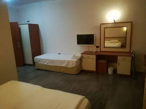 Ekonomik Bahçe Manzaralı Oda