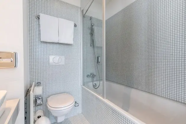 Executive Tek Büyük Yataklı Oda (with Sofa Bed)