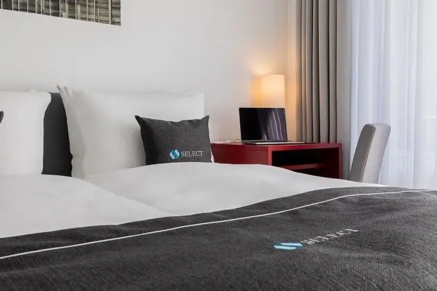 Superior Oda (with Sofa Bed)