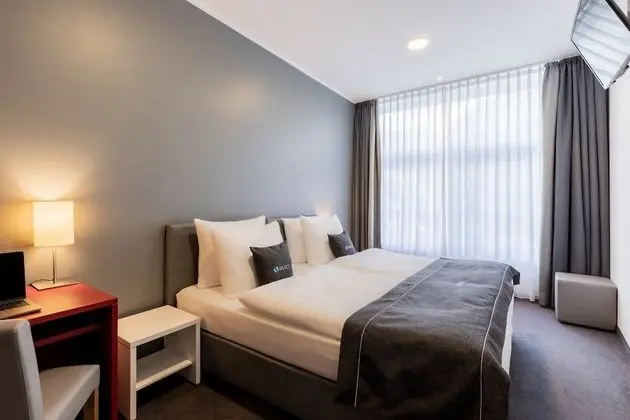Superior Oda (with Sofa Bed)