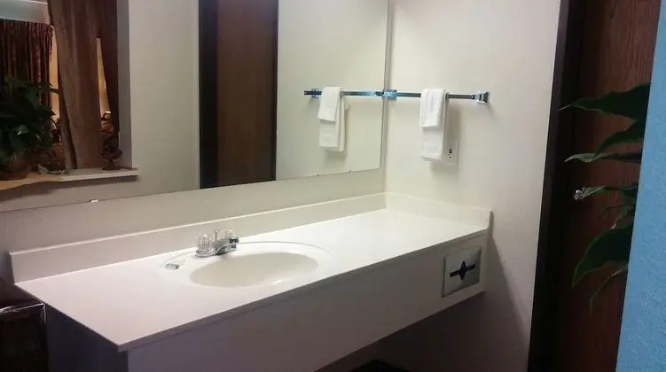 Oda, 1 En Büyük (King) Boy Yatak, Sıcak Su Küveti