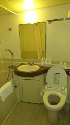 Bir Tek Kişilik Yataklı, Sigara İçilmeyen