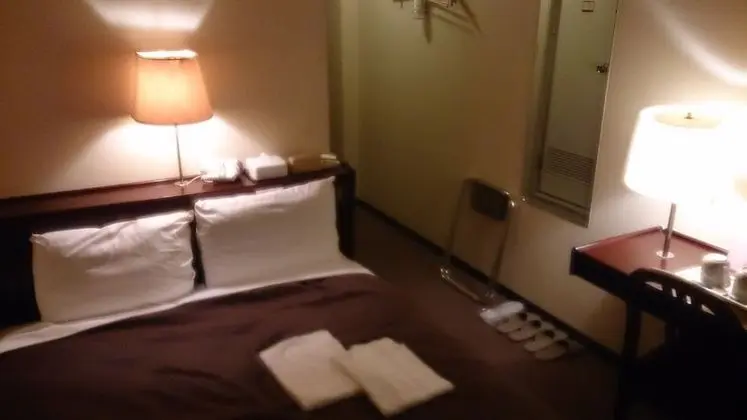 Tek Büyük Yataklı Oda, Sigara İçilmez