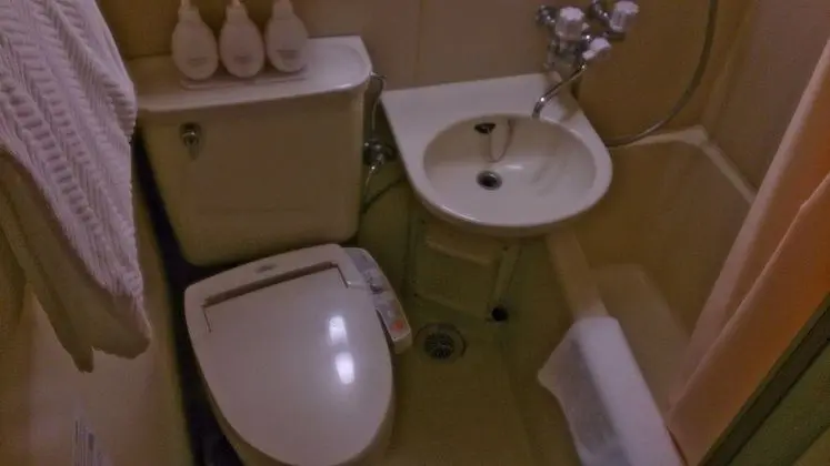 Tek Büyük Yataklı Oda, Sigara İçilmez