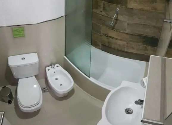 Basic Üç Kişilik Oda