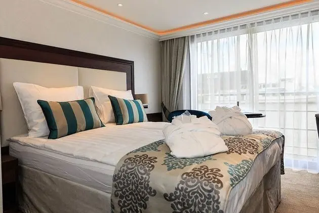 Comfort Tek Büyük veya İki Ayrı Yataklı Oda, Nehir Manzaralı