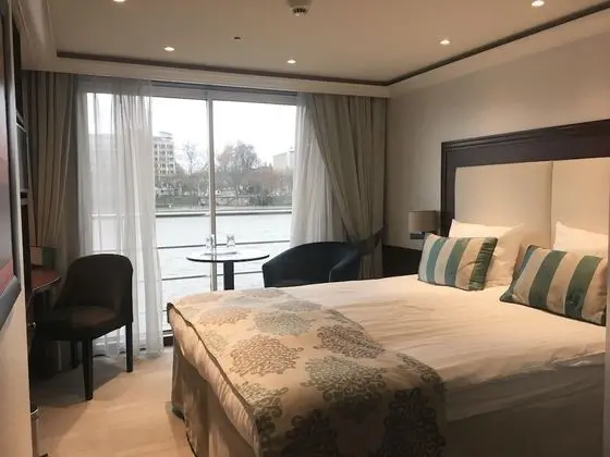 Comfort Tek Büyük veya İki Ayrı Yataklı Oda, 1 Büyük (Queen) Boy Yatak, Nehir Manzaralı