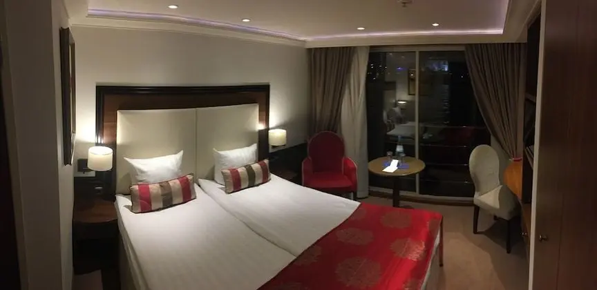 Comfort Tek Büyük Yataklı Oda, Balkon, Şehir Manzaralı