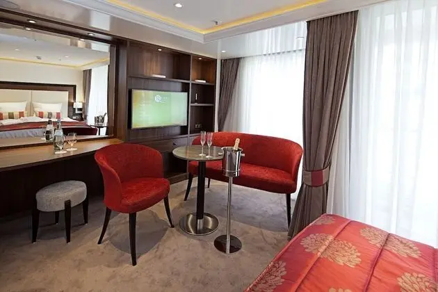 Business Süit, Balkon, Nehir Manzaralı