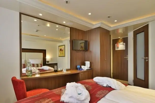 Standard Tek Büyük Yataklı Oda, Şehir Manzaralı