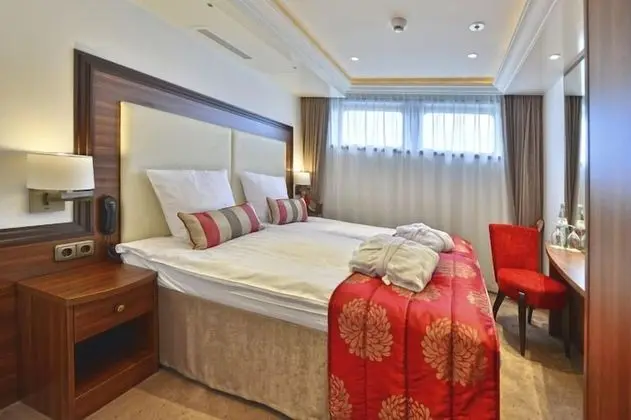 Standard Tek Büyük Yataklı Oda, Şehir Manzaralı