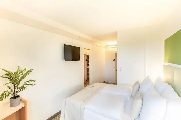 Comfort Büyük Yataklı Tek Kişilik Oda