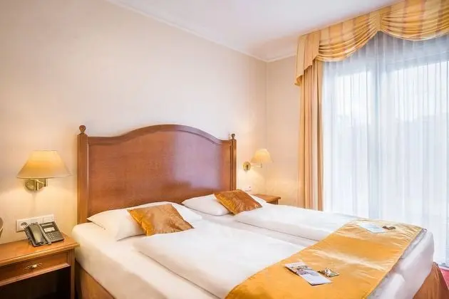 Comfort Tek Büyük Yataklı Oda