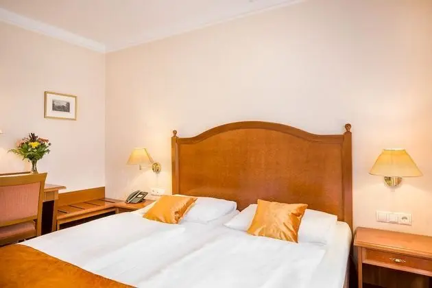 Comfort Tek Büyük Yataklı Oda