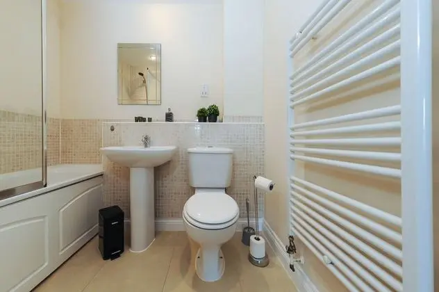 Luxury Apart Daire, Banyolu/Duşlu, Nehir Manzaralı (Hunters Wharf)