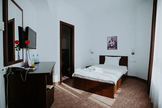 Tek Kişilik Oda, 1 Tek Kişilik Yatak