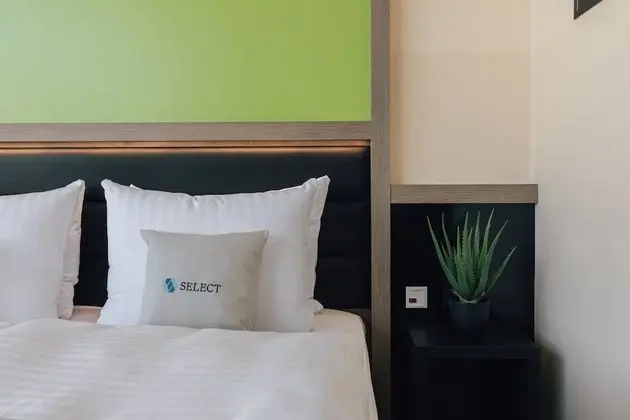 Comfort Tek Büyük Yataklı Oda (Style)