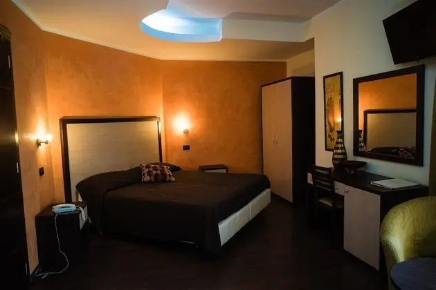 İki Ayrı Yataklı Oda, 2 Tek Kişilik Yatak