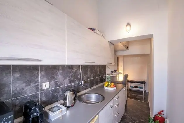 Basic Tek Büyük Yataklı Oda, 1 Büyük (Queen) Boy Yatak, Özel Banyo, Avlu Manzaralı