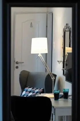 Deluxe Tek Büyük veya İki Ayrı Yataklı Oda, Birden Çok Yatak, Banyolu/Duşlu (Shared Apartment)