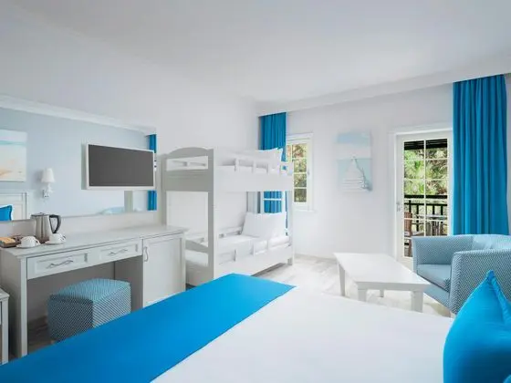 https://images.etstur.com/imgproxy/resize/2560x1440/files/images/hotelImages/etsrooms/516640/Selectum_Collection_Bodrum_20250718102757_2.jpg