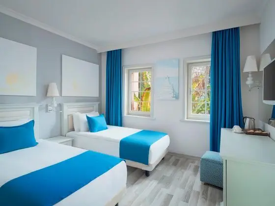https://images.etstur.com/imgproxy/resize/2560x1440/files/images/hotelImages/etsrooms/516640/Selectum_Collection_Bodrum_20250718103030_2.jpg