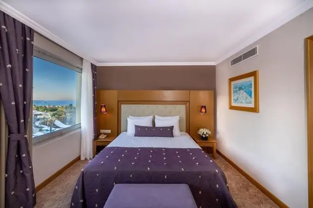 https://images.etstur.com/files/images/hotelImages/TR/215745/l/Selectum-Family-Side-Oda-382035.jpg