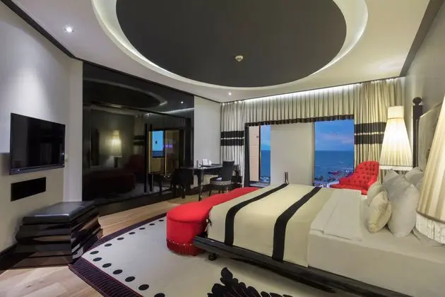 https://images.etstur.com/imgproxy/resize/2560x1440/files/images/hotelImages/etsrooms/123/Selectum_Luxury_Resort_20250218093555_2.jpg