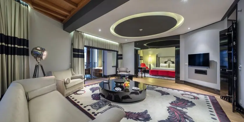 https://images.etstur.com/imgproxy/resize/2560x1440/files/images/hotelImages/etsrooms/123/Selectum_Luxury_Resort_20250218093555_4.jpg