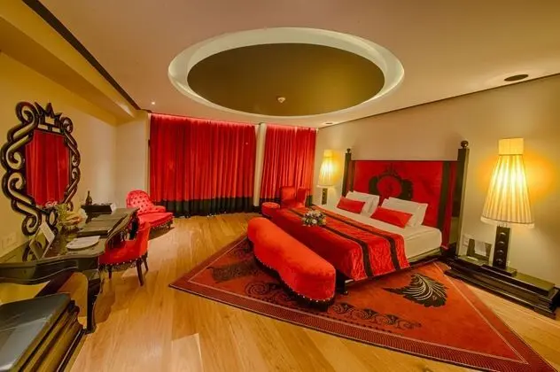 Deluxe Oda, Kısmi Deniz Manzaralı