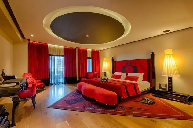 Deluxe Oda, Kısmi Deniz Manzaralı