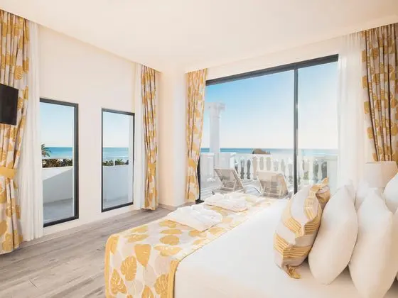 https://images.etstur.com/imgproxy/resize/2560x1440/files/images/hotelImages/etsrooms/516641/Selectum_Noa_Belek_20250516144138_3.jpg