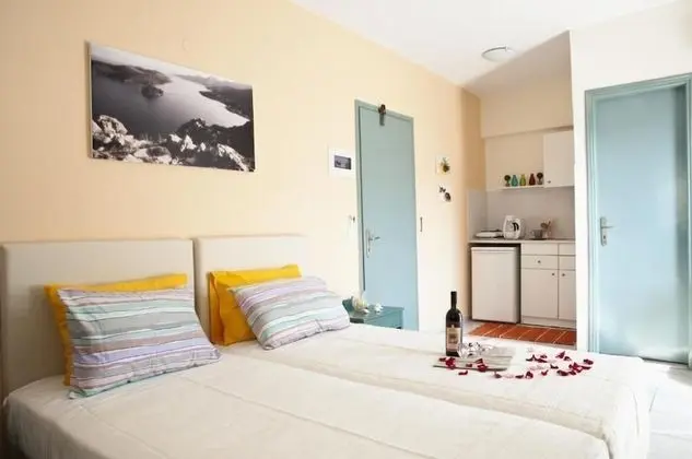 Comfort Tek Büyük veya İki Ayrı Yataklı Oda