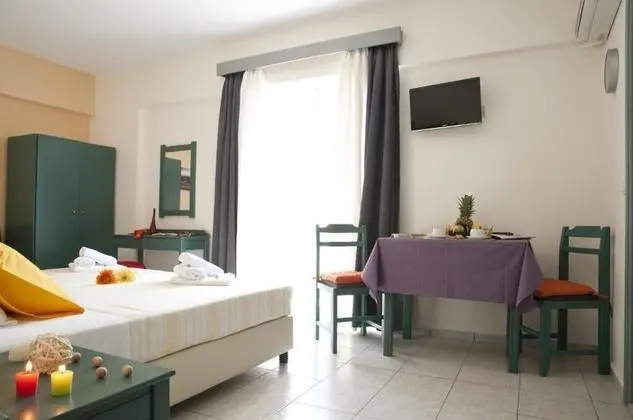 Comfort Tek Büyük veya İki Ayrı Yataklı Oda
